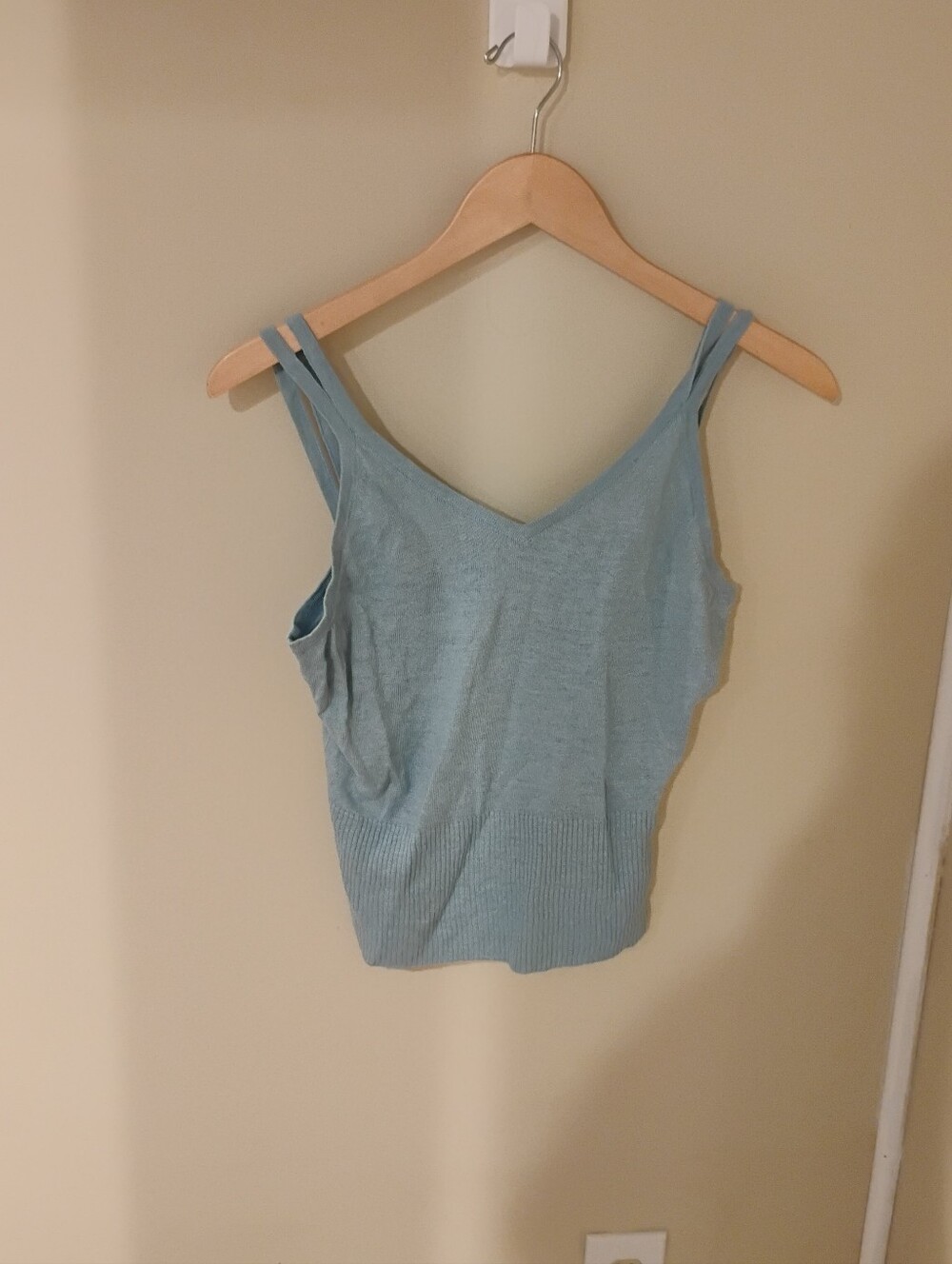 Vintage 1990s 2000s Linen Stitch Knit Strappy V Neck Sleeveless Top Blue